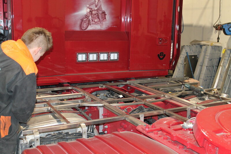 <b>Järvinen Transport</b><br>Project X