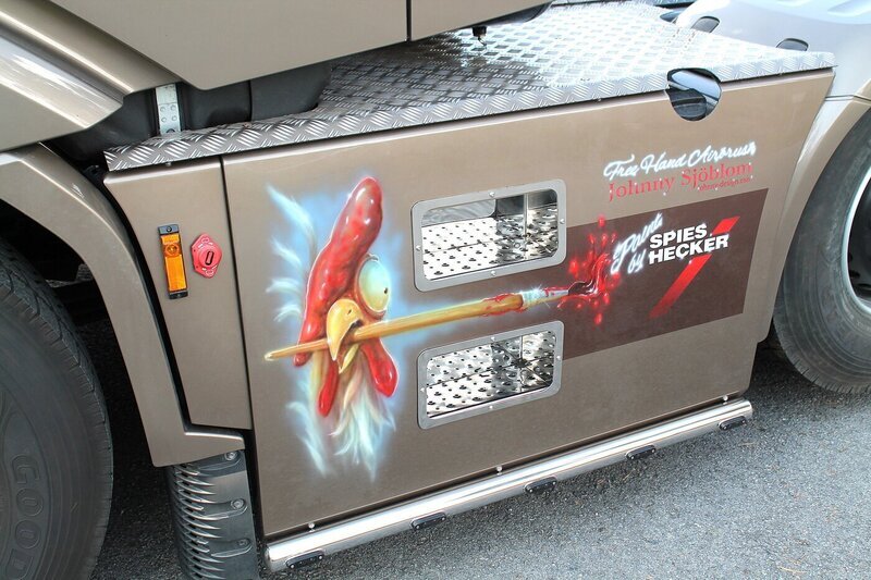 <b>HH-Jalasto</b><br>alleajosuojat, päällystasot, helmaputket