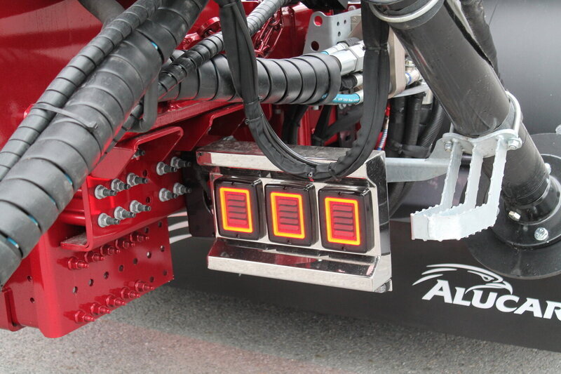 <b>Hautanen Åkeri</b><br>Takavalokotelot suorakaide valoille, yleismalli